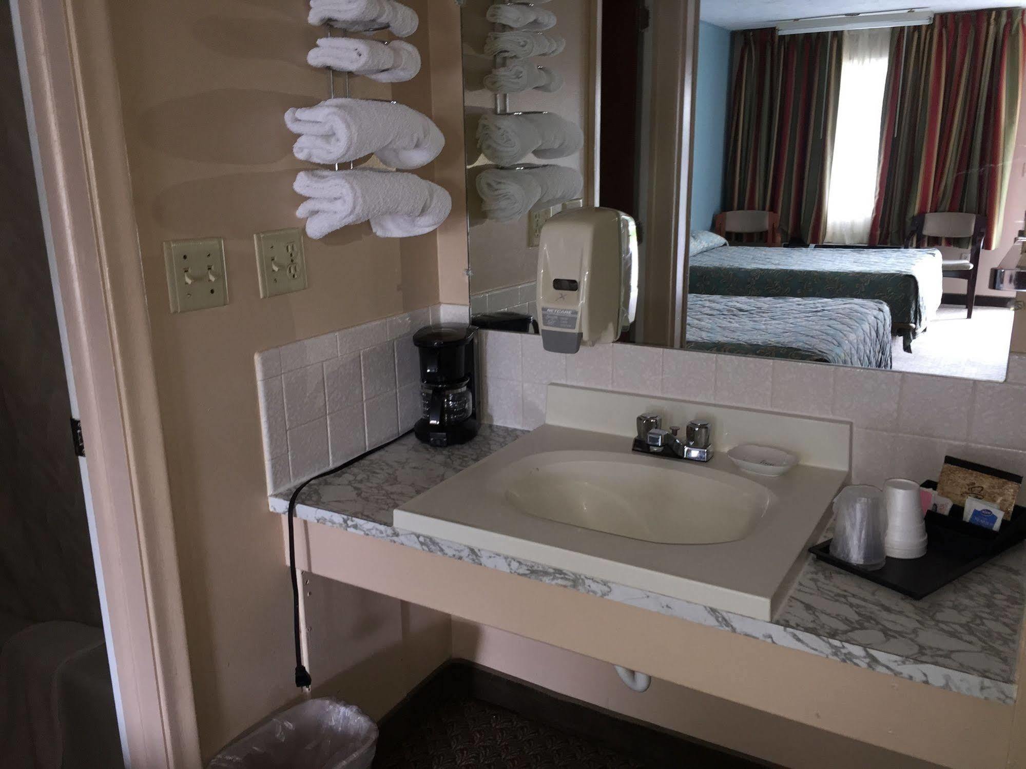 Avoca Capri Motel מראה חיצוני תמונה