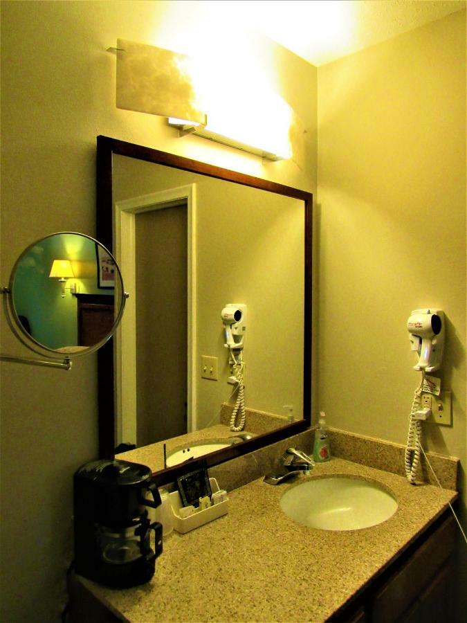 Avoca Capri Motel מראה חיצוני תמונה
